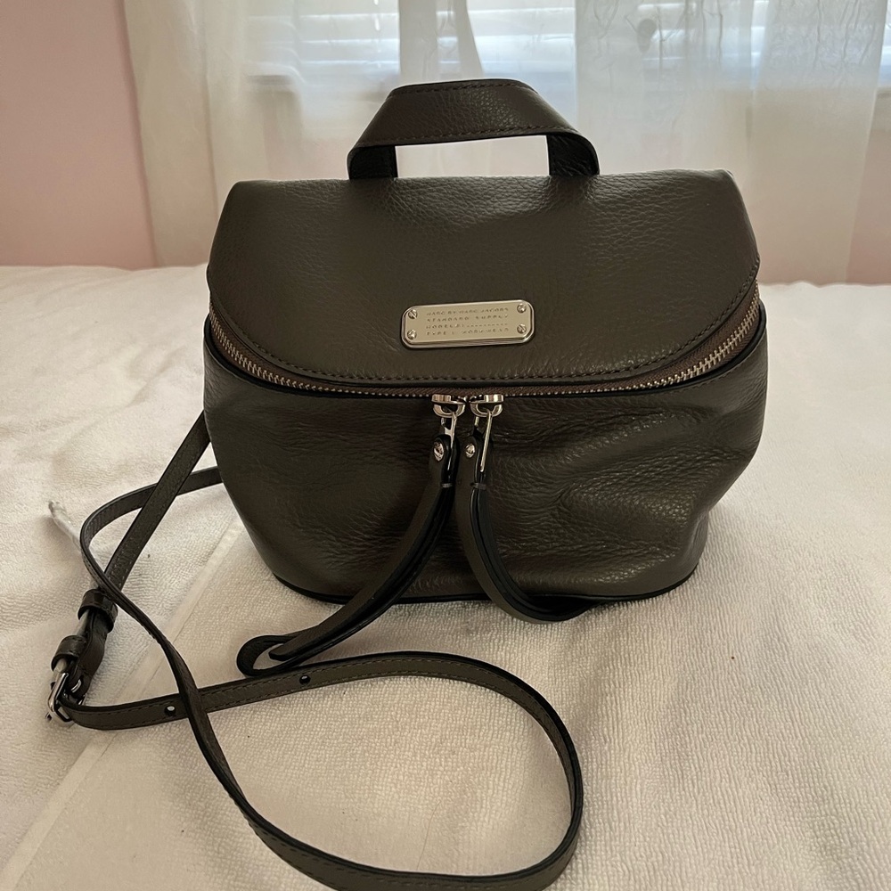 NEW Marc by Marc Jacobs Leather Crossbody/Shoulder Bag…